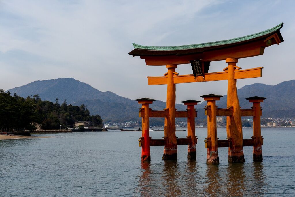 The Perfect 10-Day Japan Itinerary (2026) 20190318 Itsukushima Shrine