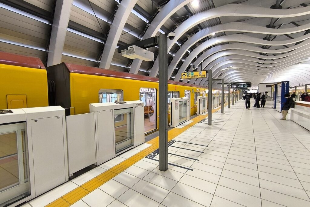 Tokyo Subway Ticket: Is the 24/48/72-Hour Pass Worth It? (2026) SHIBUYA STATION SUBWAY TOKYO (54562846668)