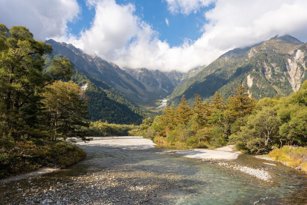 Kamikochi: A Traveler's Guide to Japan's Car-Free Alpine Valley Kamikochi (52488638383)
